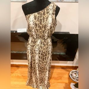 2/$20 … One arm strap animal print maxi dress.. size Large